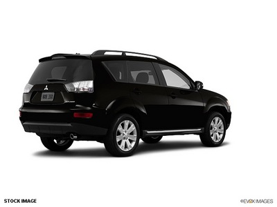 mitsubishi outlander 2013 black suv gasoline 6 cylinders all whee drive not specified 44060