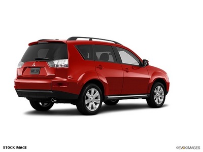 mitsubishi outlander 2013 dk  red suv gasoline 4 cylinders all whee drive not specified 44060