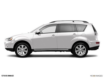 mitsubishi outlander 2013 white suv gasoline 4 cylinders all whee drive not specified 44060