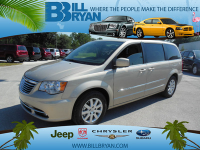 chrysler town and country 2013 beige van touring flex fuel 6 cylinders front wheel drive automatic 34731