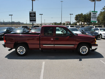chevrolet silverado 1500 classic 2007 red pickup truck lt1 gasoline 8 cylinders rear wheel drive automatic 76011