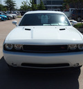 dodge challenger 2011 white coupe r t gasoline 8 cylinders rear wheel drive automatic 75093