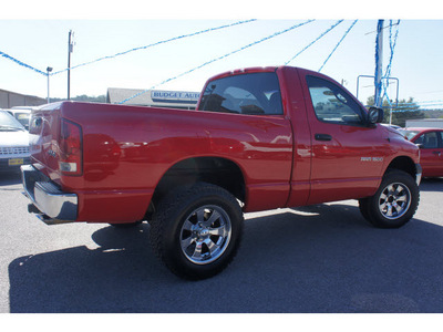dodge ram 1500 2003 red pickup truck gasoline 8 cylinders 4 wheel drive automatic 78654