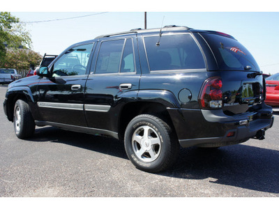 chevrolet trailblazer 2002 black suv lt gasoline 6 cylinders rear wheel drive automatic 76543