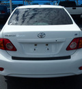 toyota corolla 2009 white sedan le gasoline 4 cylinders front wheel drive automatic 76234