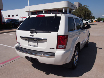 jeep grand cherokee 2010 white suv limited gasoline 8 cylinders 4 wheel drive 5 speed automatic 75093