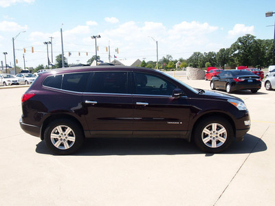 chevrolet traverse 2009 dk  red suv lt gasoline 6 cylinders front wheel drive automatic 76049