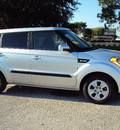 kia soul 2013 bright silver hatchback gasoline 4 cylinders front wheel drive automatic 32901