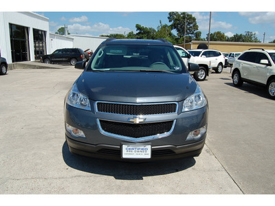 chevrolet traverse 2011 gray ls gasoline 6 cylinders front wheel drive automatic with overdrive 77627