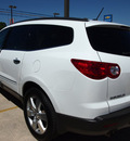 chevrolet traverse 2009 white suv ltz gasoline 6 cylinders front wheel drive automatic 78130
