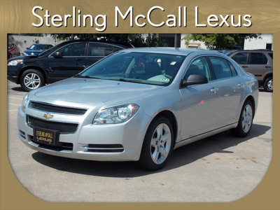 chevrolet malibu 2009 dk  gray sedan ls gasoline 4 cylinders front wheel drive automatic with overdrive 77074