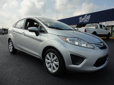 ford fiesta 2012 silver sedan se gasoline 4 cylinders front wheel drive automatic 37087