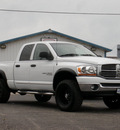 dodge ram 1500 2006 white slt big horn 8 cylinders automatic with overdrive 61832
