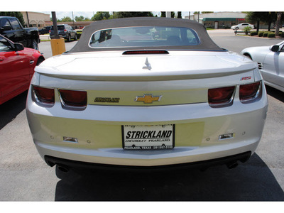 chevrolet camaro 2011 silver lt gasoline 6 cylinders rear wheel drive automatic with overdrive 77581