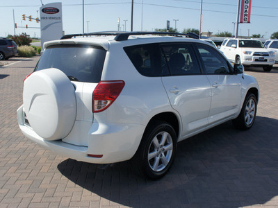 toyota rav4 2007 white suv limited gasoline 6 cylinders front wheel drive automatic 76087