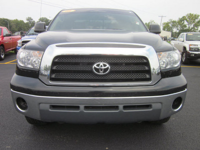 toyota tundra 2008 black sr5 gasoline 8 cylinders 4 wheel drive autostick 62863