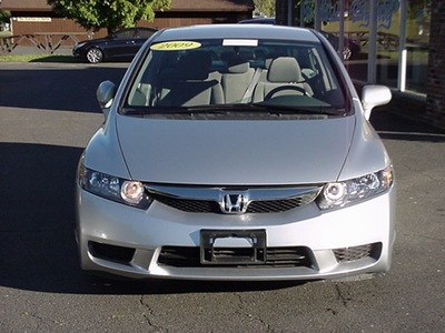 honda civic 2009 silver sedan lx gasoline 4 cylinders front wheel drive automatic 06019