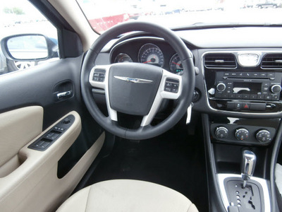chrysler 200 2011 sapphire sedan touring flex fuel 6 cylinders front wheel drive automatic 13502