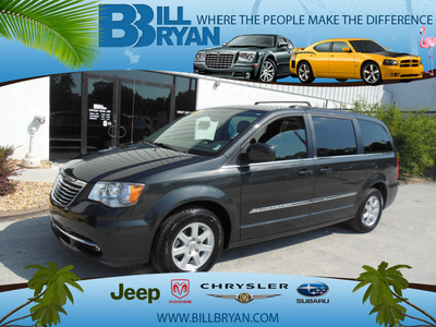 chrysler town and country 2012 gray van touring flex fuel 6 cylinders front wheel drive automatic 34731