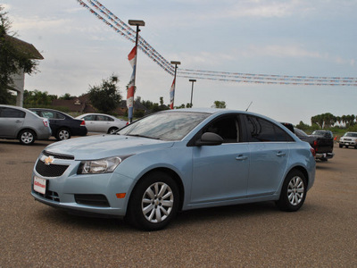 chevrolet cruze 2011 blue sedan ls gasoline 4 cylinders front wheel drive 6 speed automatic 78550