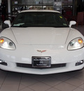 chevrolet corvette 2006 white coupe gasoline 8 cylinders rear wheel drive 6 speed manual 77477