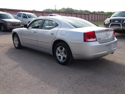 dodge charger 2010 silver sedan sxt gasoline 6 cylinders rear wheel drive automatic 78064