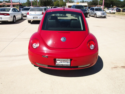 volkswagen new beetle 2009 red hatchback gasoline 5 cylinders front wheel drive automatic with overdrive 76567