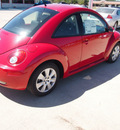 volkswagen new beetle 2009 red hatchback gasoline 5 cylinders front wheel drive automatic with overdrive 76567