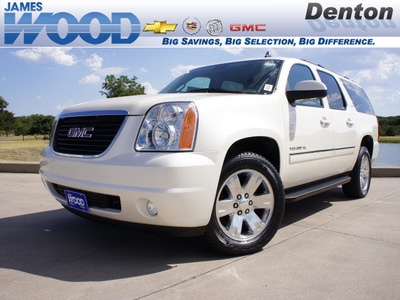 gmc yukon xl 2013 white suv slt 1500 flex fuel 8 cylinders 2 wheel drive 6 speed automatic 76234