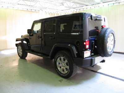 jeep wrangler unlimited 2013 dk  blue suv sahara gasoline 6 cylinders 4 wheel drive automatic 44883