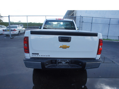 chevrolet silverado 1500 2012 white gasoline 6 cylinders 2 wheel drive automatic 33177