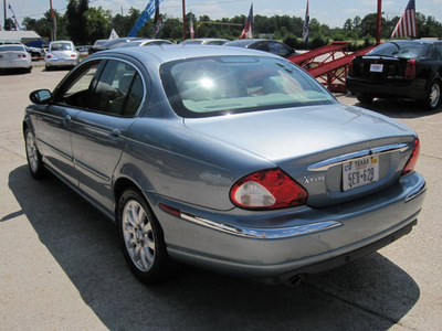 jaguar x type 2002 lt  gray sedan 2 5 gasoline 6 cylinders all whee drive automatic 77379