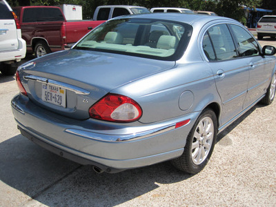 jaguar x type 2002 lt  gray sedan 2 5 gasoline 6 cylinders all whee drive automatic 77379