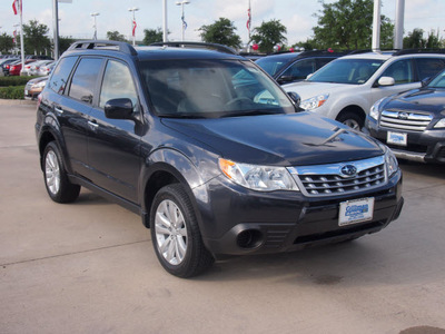 subaru forester 2013 dk  gray wagon 2 5x premium gasoline 4 cylinders all whee drive automatic 77090
