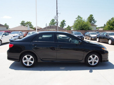 toyota corolla 2011 black sedan s gasoline 4 cylinders front wheel drive automatic 77375