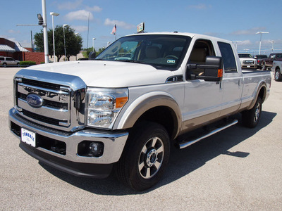 ford f 250 super duty 2012 white lariat flex fuel 8 cylinders 4 wheel drive automatic 77375