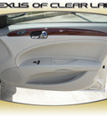 buick lucerne 2006 silver sedan cxl v6 gasoline 6 cylinders front wheel drive automatic 77546