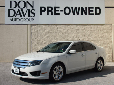 ford fusion 2010 white sedan se gasoline 4 cylinders front wheel drive automatic 76011