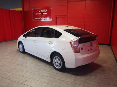 toyota prius 2010 white ii hybrid 4 cylinders front wheel drive automatic 76116