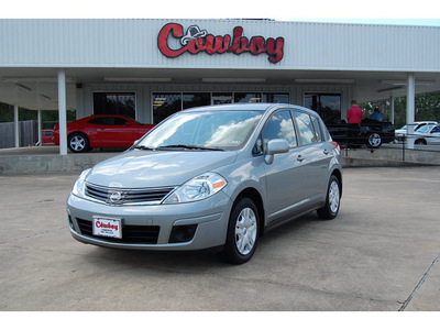 nissan versa 2011 silver hatchback 1 8 s gasoline 4 cylinders front wheel drive automatic with overdrive 77657