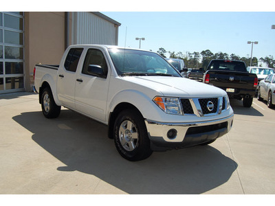 nissan frontier 2007 white se gasoline 6 cylinders rear wheel drive automatic with overdrive 77656