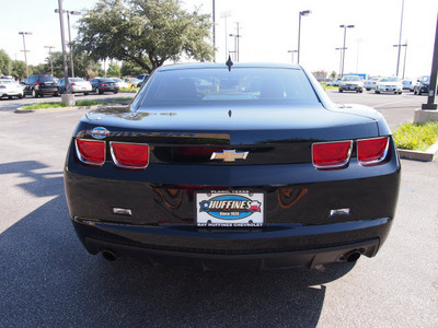 chevrolet camaro 2011 black coupe ls gasoline 6 cylinders rear wheel drive automatic 75075