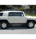 toyota fj cruiser 2008 tan suv gasoline 6 cylinders 2 wheel drive automatic 75604