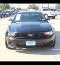 ford mustang 2010 black coupe v6 gasoline 6 cylinders rear wheel drive automatic 75041