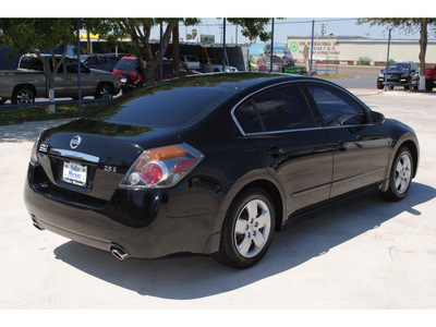 nissan altima 2008 black sedan 2 5 s gasoline 4 cylinders front wheel drive automatic 78501