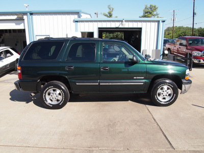 chevrolet tahoe 2001 green suv ls gasoline 8 cylinders rear wheel drive automatic 77340