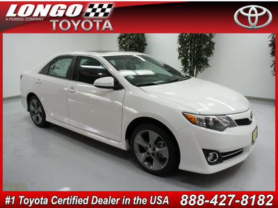 toyota camry 2012 white sedan se v6 gasoline 6 cylinders front wheel drive not specified 91731
