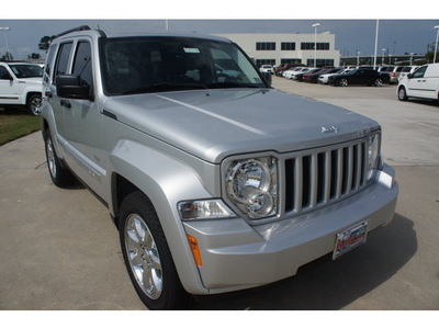 jeep liberty 2012 bright silver suv sport gasoline 6 cylinders 2 wheel drive 4 speed automatic 77338