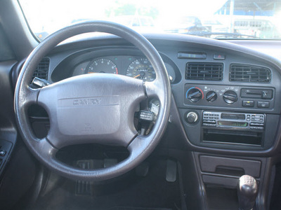 toyota camry 1996 grey sedan gasoline 4 cylinders front wheel drive 5 speed manual 80229