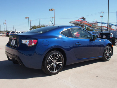 scion fr s 2013 blue coupe gasoline 4 cylinders rear wheel drive 6 speed manual 76011